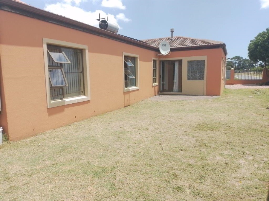 To Let 3 Bedroom Property for Rent in Hunters Creek Western Cape